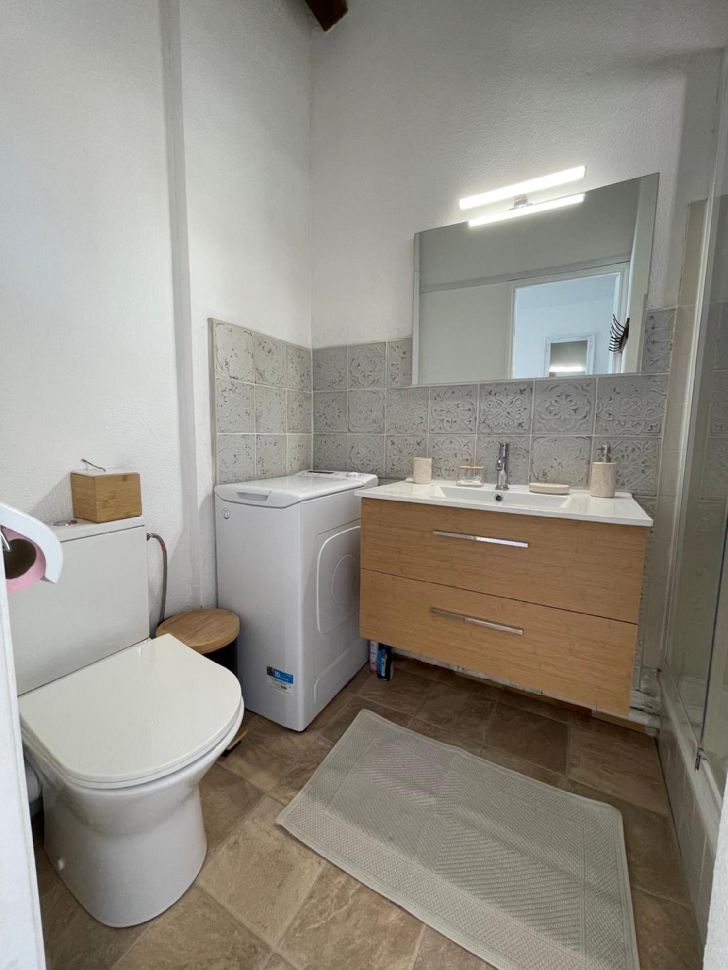 Appartement Pinede Piscine Clim Proche Plage Village Naturiste 아그 외부 사진